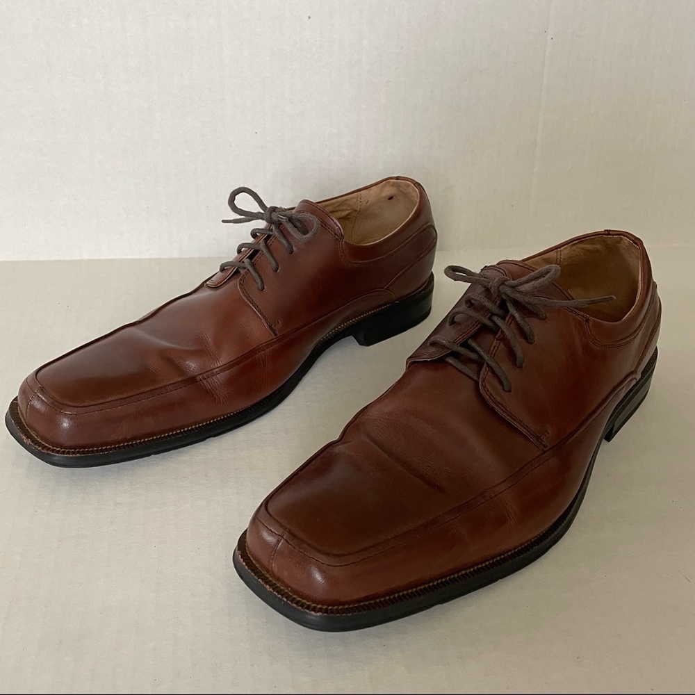 Florsheim Men’s square toe leather shoes